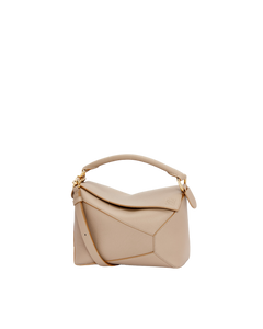 Bolso pequeño Puzzle Edge de piel de ternero granulada beige flexible